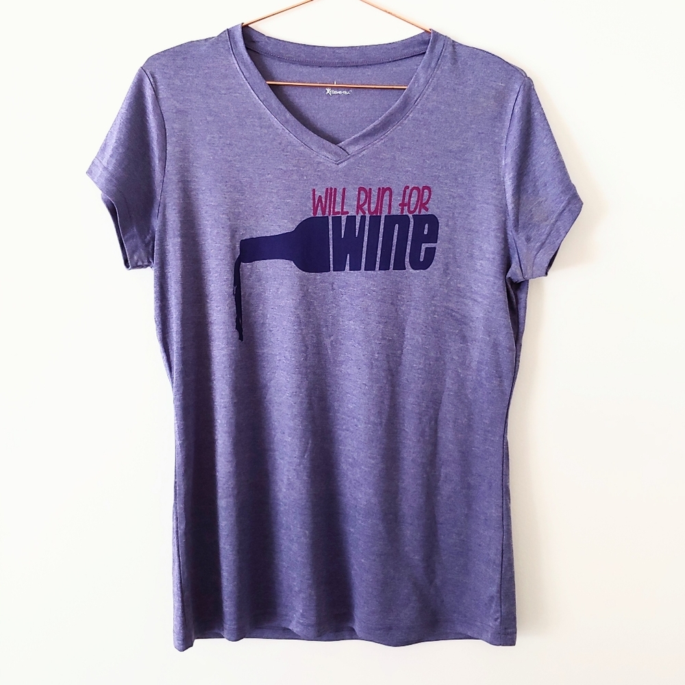 Purple graphic workout top size L